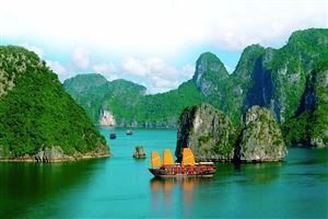 Travel-to-VIETNAM